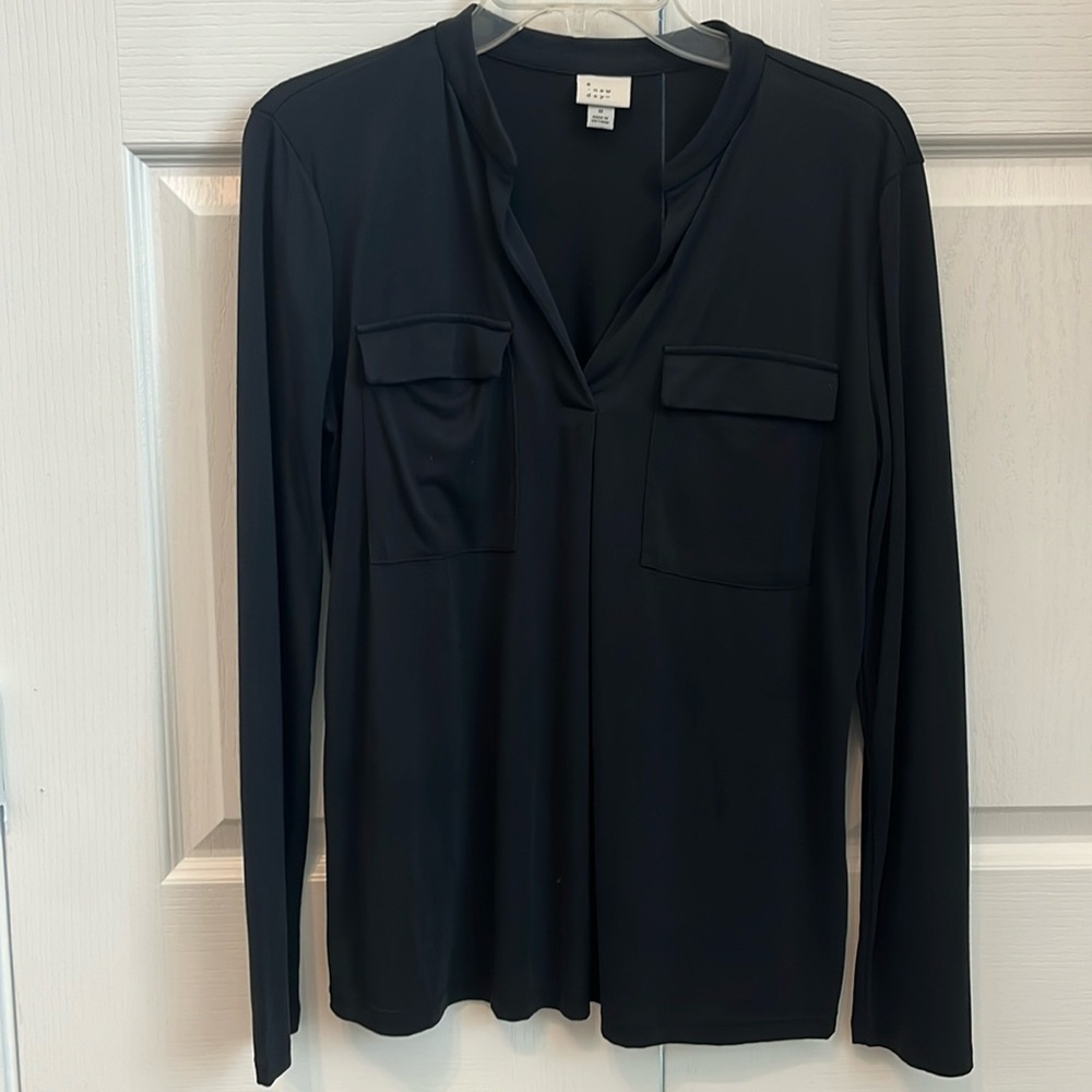 V-Neck Long-sleeved Blouse